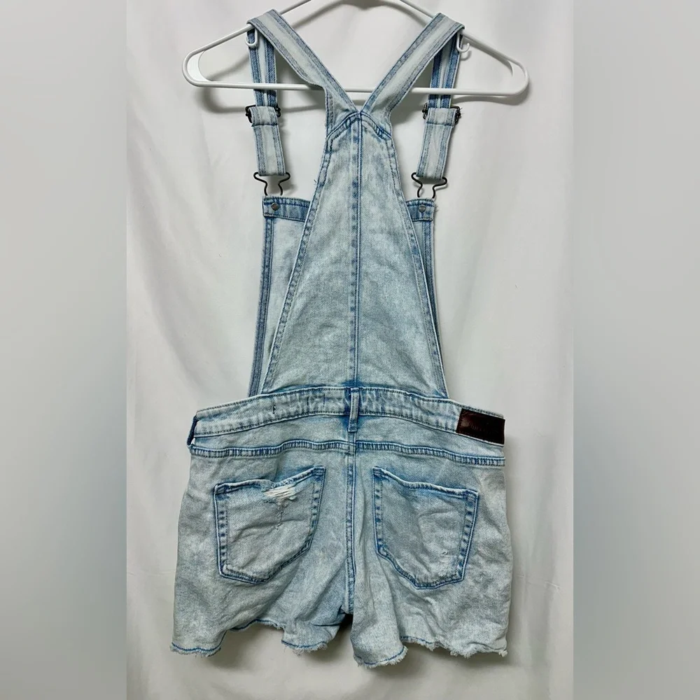 Hollister Boyfriend Short Overalls – Distressed Light Wash – Size S - Picture 3 of 12